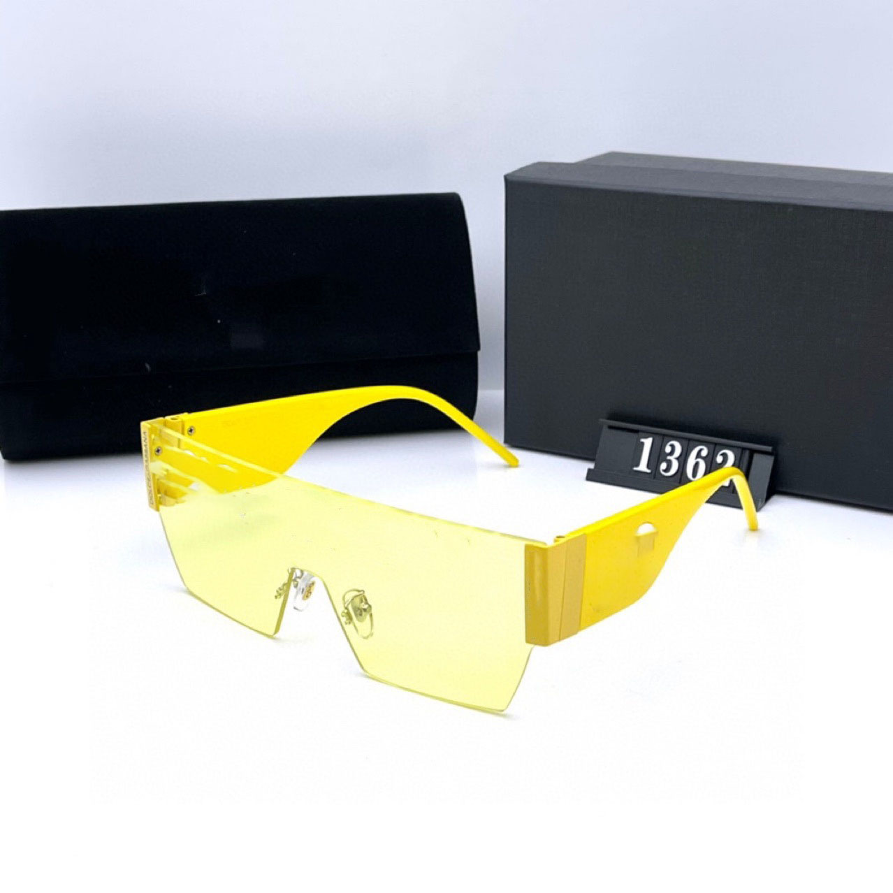 

Fashion frameless one-piece sunglasses, big frame trendy beach travel fashion sunshade mirror