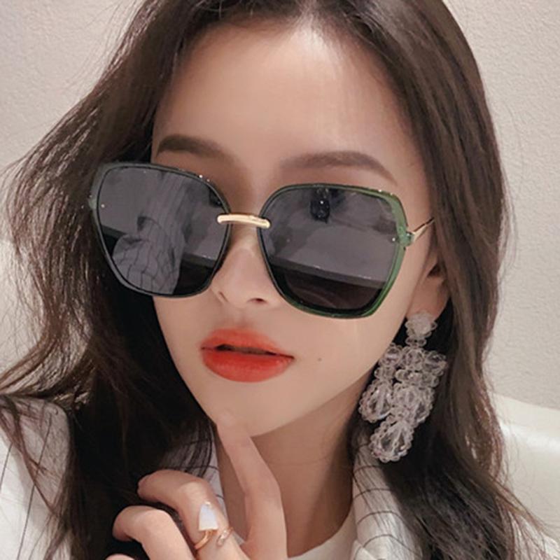 

Sunglasses Retro Square Gradient Women Men Plastic Thick Frame High Quality Sun Glasses Female Classic Vintage Streetwear Goggle