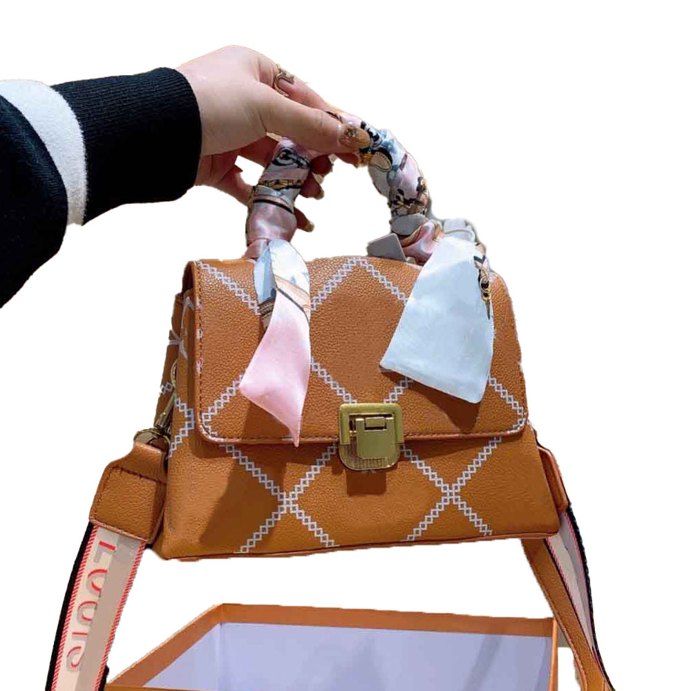 

Original style High Quality Genuine Leather LOCKY BB presbyopia Totes lock postman bag portable female handbag Shoulder Bags handbags, 22