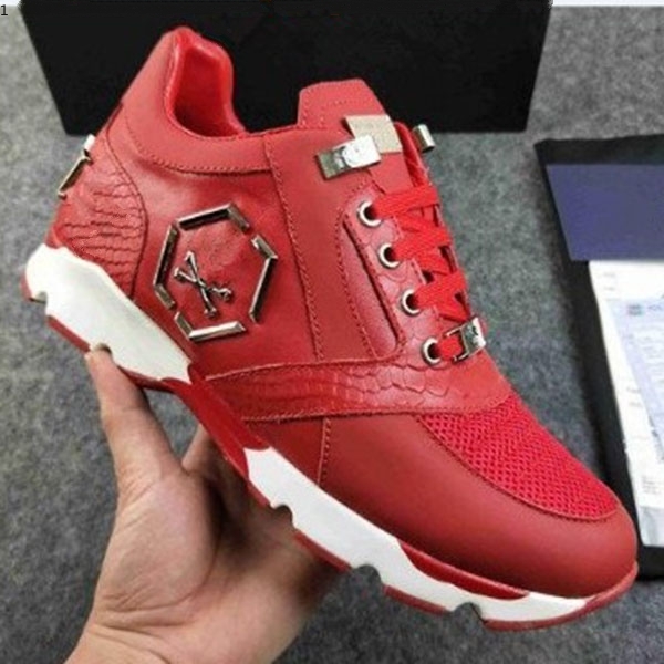 

Dio Men Leather Sneakers Punk Style Runner, PP Casual Shoes Decorated with Iconic Metal Skull for Free time Size 38-45 kmjpp002