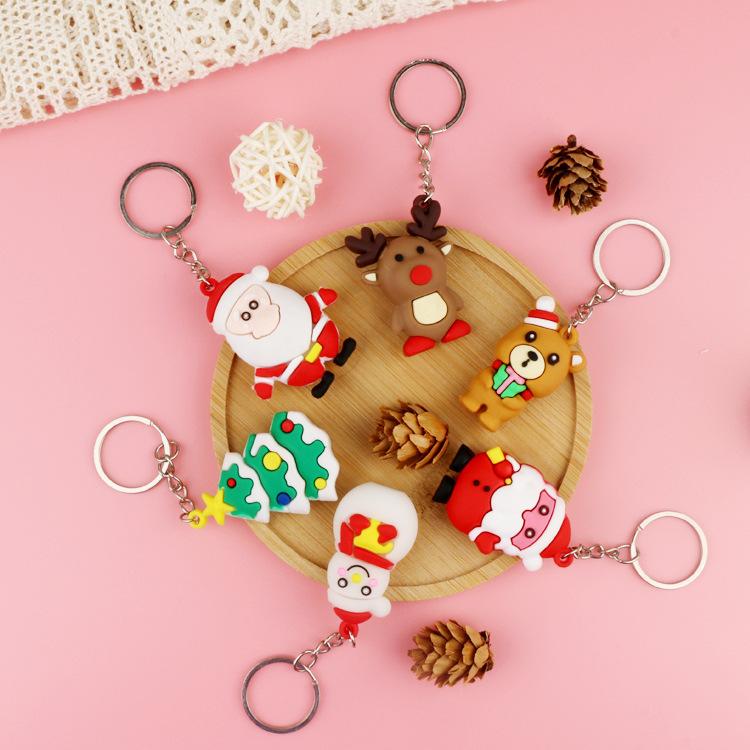 

Keychains Creative Pendant Christmas Series Elderly Snowman Elk Three-dimensional Doll Wholesale Soft Rubber Keychain Charms