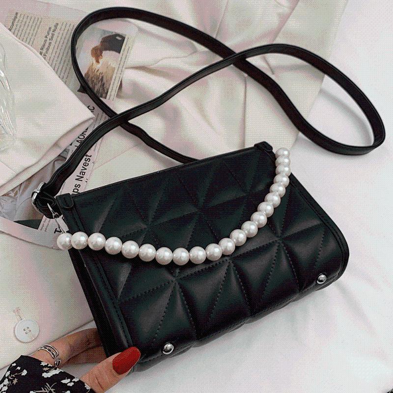 

Evening Bags Luxury Diamond Lattice Handbags Women Designer Female Vintage Leather Shoulder Bag Sac Pearl Chain Ladies Crossbody, White