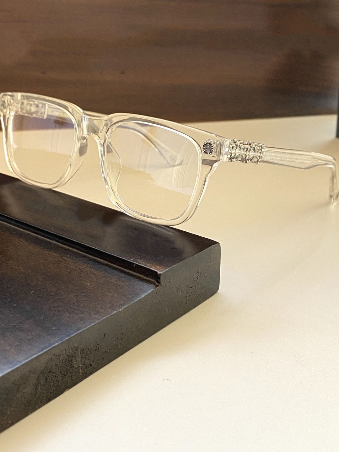 

Top Original high quality Designer Sunglasses for mens famous fashionable retro luxury brand eyeglass Fashion design women glasses with box Titanium SMTTHE-F