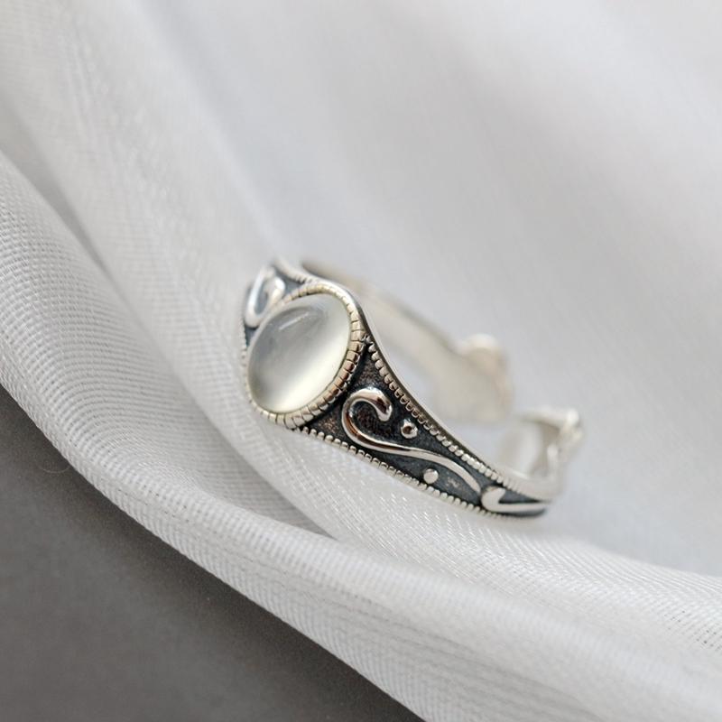 

Cluster Rings Real 925 Sterling Silver Lady Retro Style Charm Ring Inlaid Natural Moonstone Resizable Opening Trendy Jewelry Gift