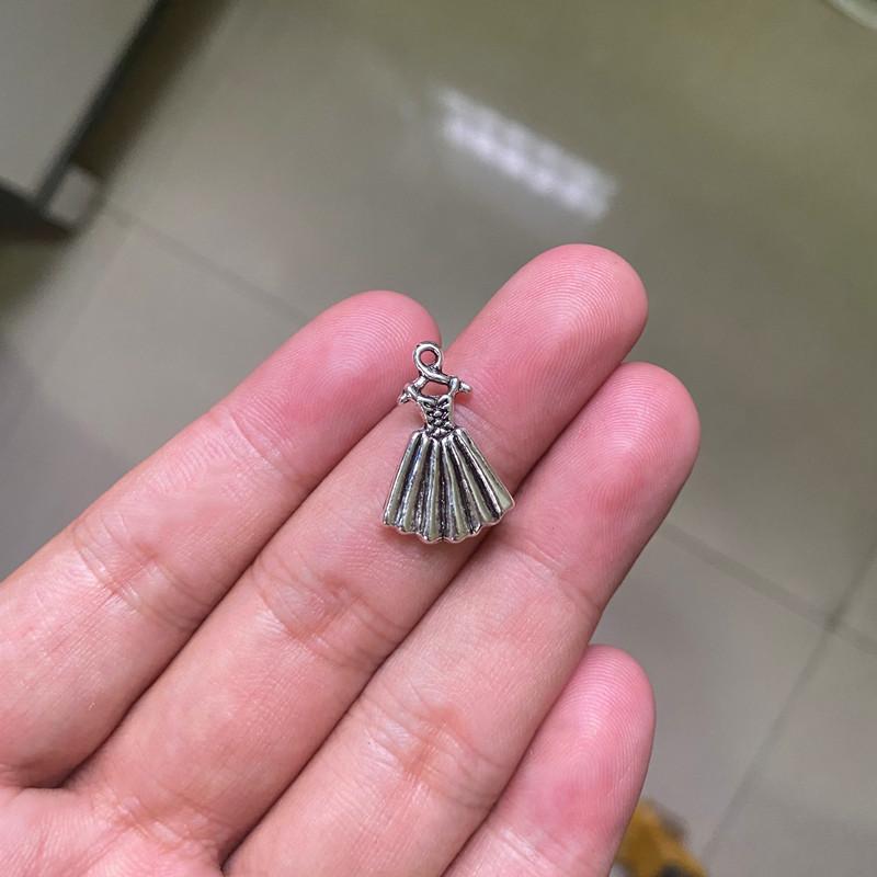 

Charms 18pcs Clothes Skirt Connector Women Jewelry DIY Necklace Bracelet Key Chain Aesthetic Accessories Making Supplies, Bronze;silver