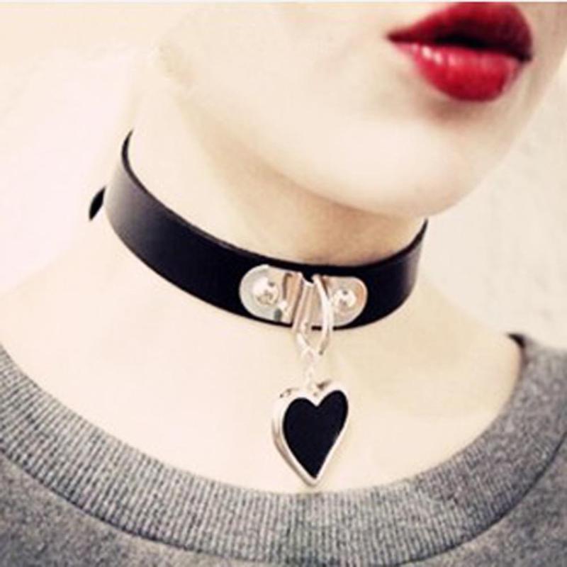 

Pendant Necklaces QIAMNI Sexy Gothic Heart Harajuku Chocker Necklace Black Goth Punk PU Leather Hip Hop Choker Birthday Party Gift, Silver