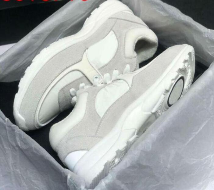

2021 wholesale designers luxury sneaker men women reflective casual shoes Genuine Leather sneakers party velvet calfskin mixed fiber top quality shoe 36-45