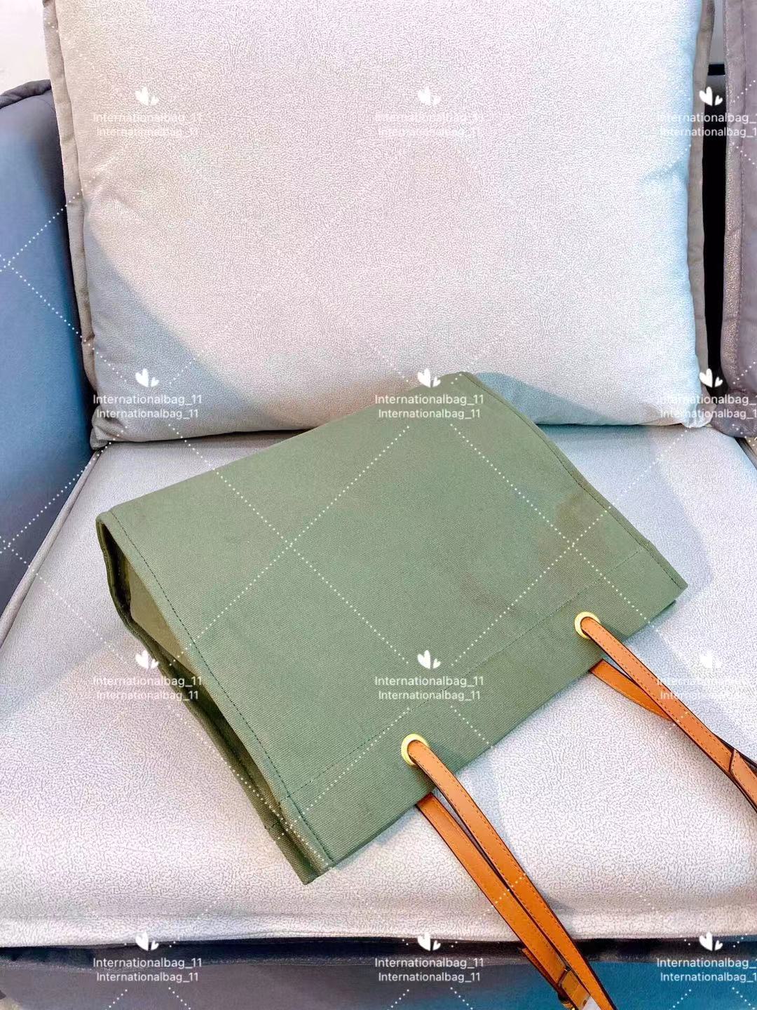 

Green Canvas Sshoulder Bags Designer Fashion Ladies Classic Shopping Bag Leather Belt Casual Beach tote with Large Volume, Customize