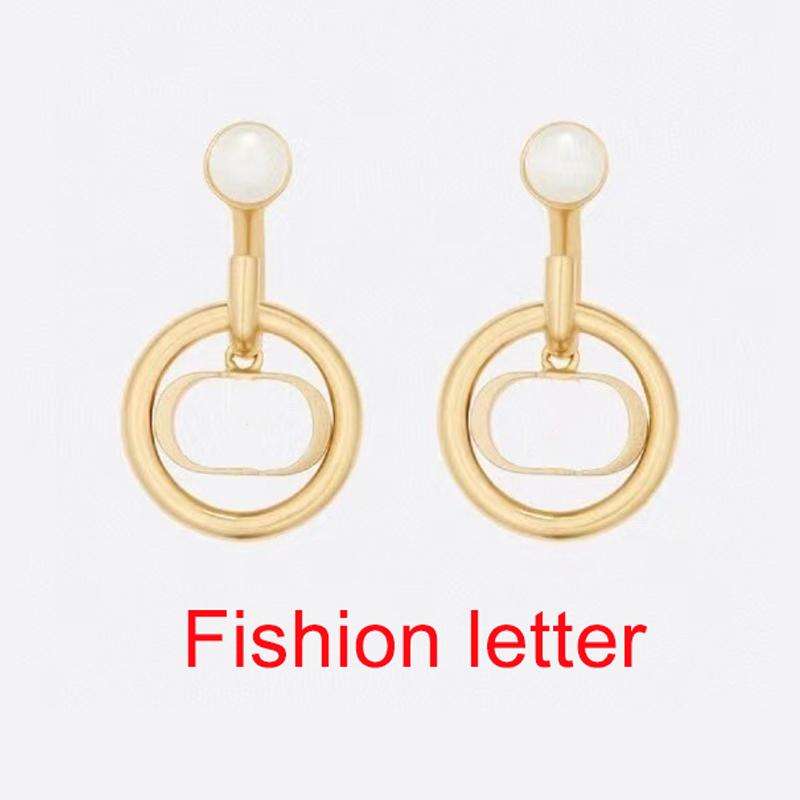 

Designers Jewelry Ladies Ear Studs New Women Fashion Earrings Gold Round Pearl Earrings For Party Lovers Gifts High Quality Luxury Wholesale, Golden;silver
