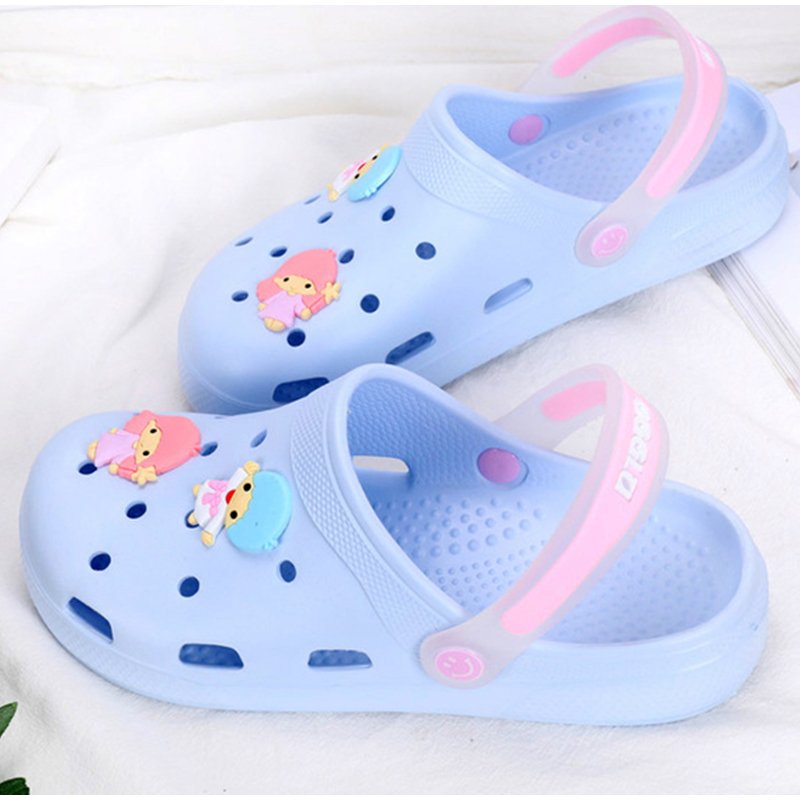 

designer Garden Sandals Summer Women Beach Shoes Croc Clogs Platform Slip On For women Fashion Slides Outdoor Cartoon Fruit Slippers, Black