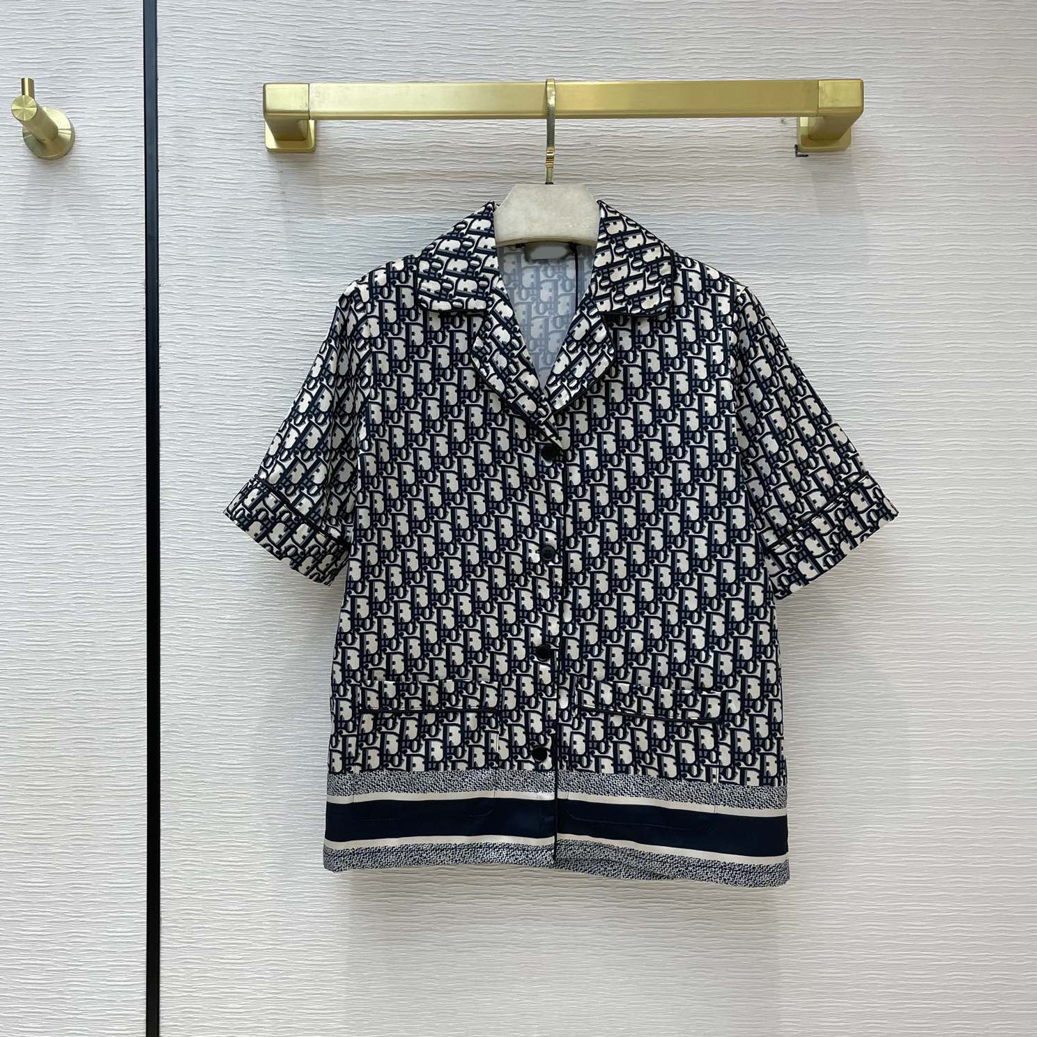

High version D home 21 summer new short sleeve presbyopia silk shirt women's Lapel mulberry silk loose shirt, White;black