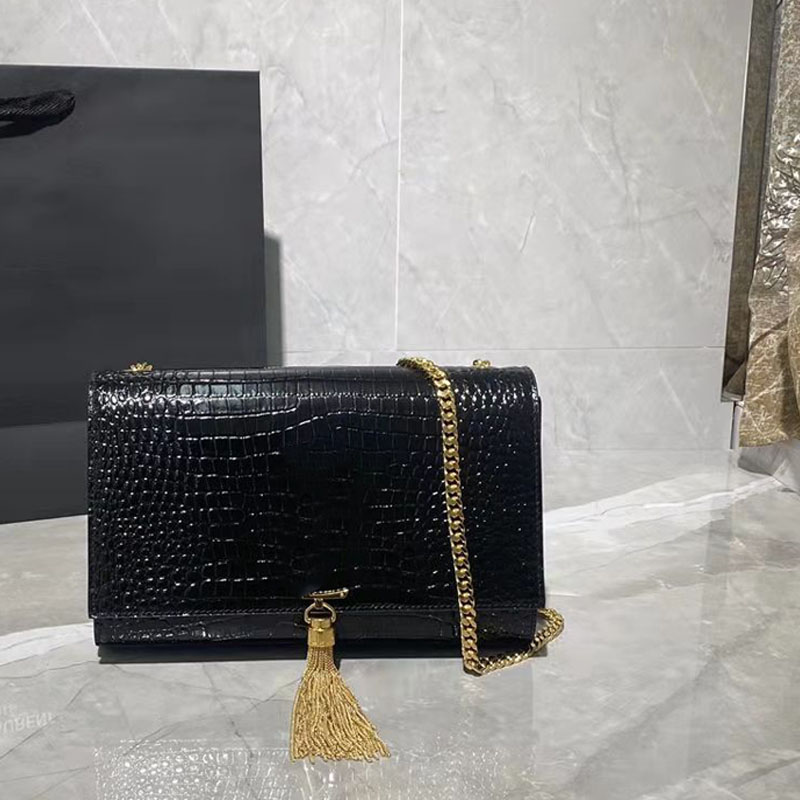 

Crocodile Shoulder Bags Genuine Leather Handbag Designer Bag Plain Thread Letter Hasp Hard Envelope Single Flap Pocket Chains handbags Sacoche MM Black, Gold hardware - alligator white