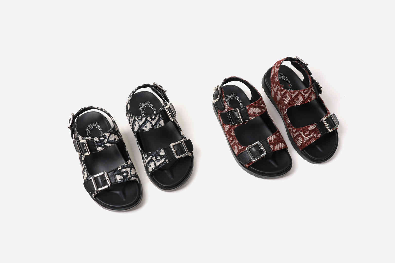 

brand kids sandles 2021ss Slippers new designer kids shoes boys sandles dio apple slippers 26-35 black red