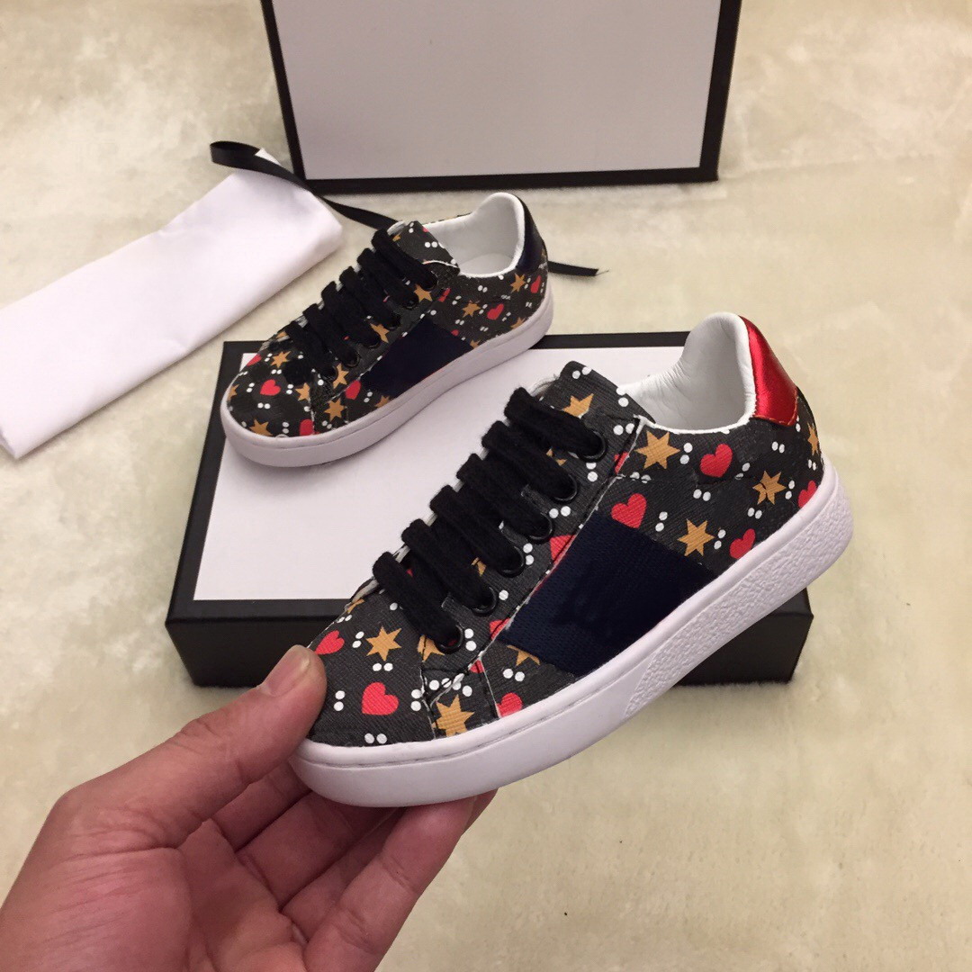 

Designer Kids Shoes Top Quality Toddler Letters Printed Leather Sneakers Fashion Boy Girls Lace Up Casual Shoe Size 24-35, Black;red