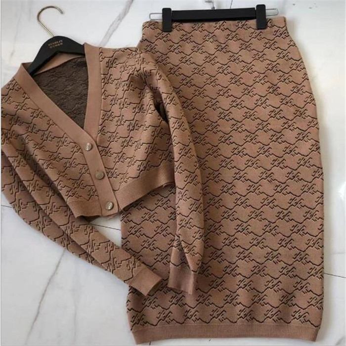 

New Style Two Piece Dress Autumn winter V Neck Long Sleeve Panelled Sweater And For Women's Fashion Print Skirts 2 Pieces Sets, As shown