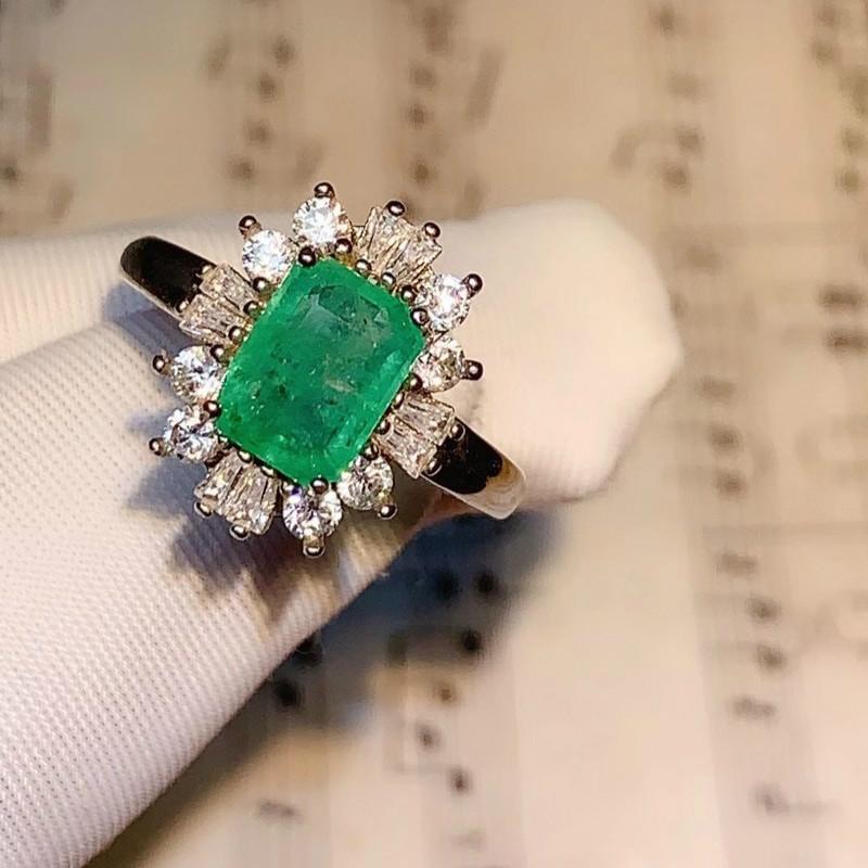 Cluster Rings Natural Emerald Ring 925 Silver Ladies Luxurious Atmosphere Dignified And Elegant 6*8mm Big Size-image-707046352