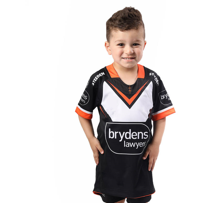 

WESTS TIGERS 2021 KIDS HOME RUGBY JERSEY 2021 KIDS HOME JERSEY size:16----26, Black