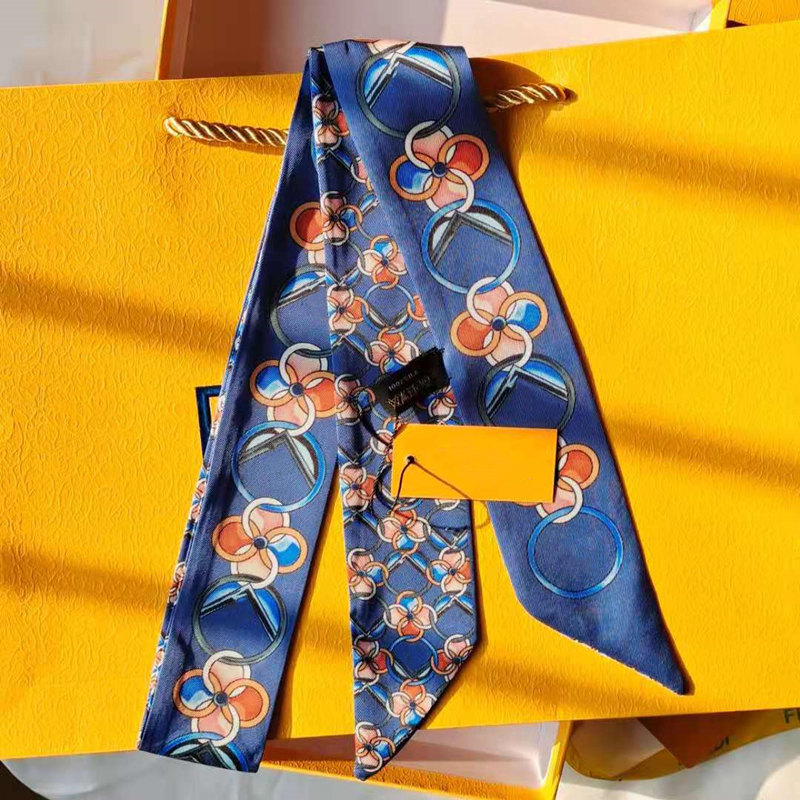 

New Luxury Designers Design womens Scarves Silk Hair Scarf Head Sleeping Wrap Satin Neck Bandana