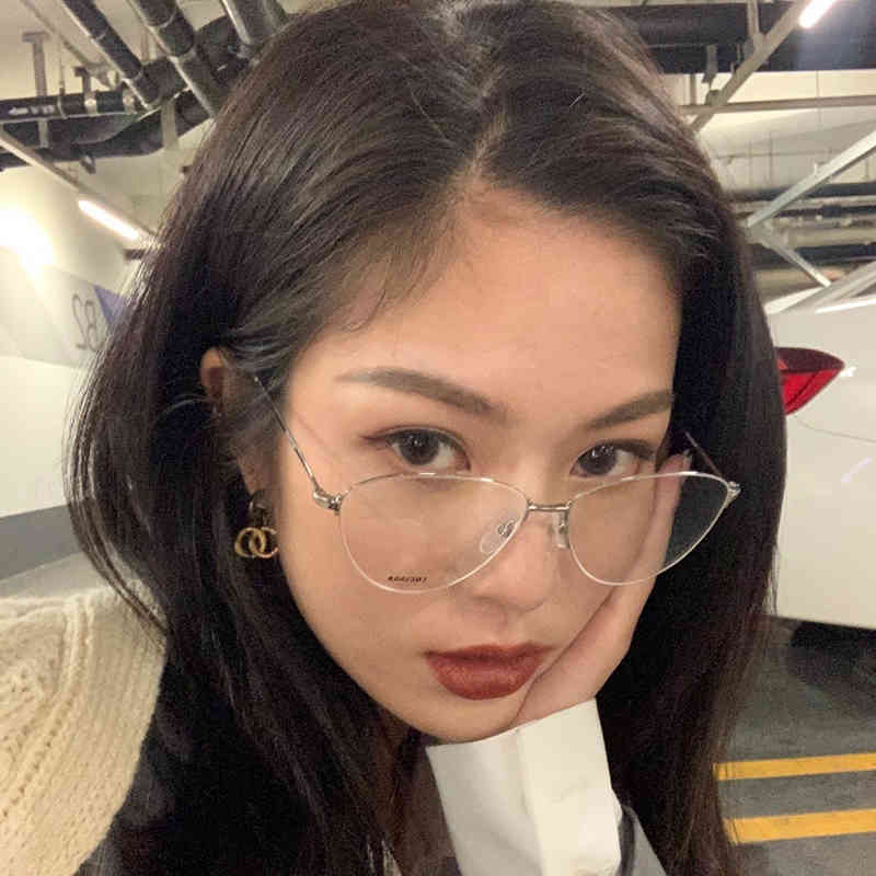

Nana's same earrings, doube C midde ancient earrings, Japanese and Korean Saturn pins, fragrant granny Earrings, Golden;silver