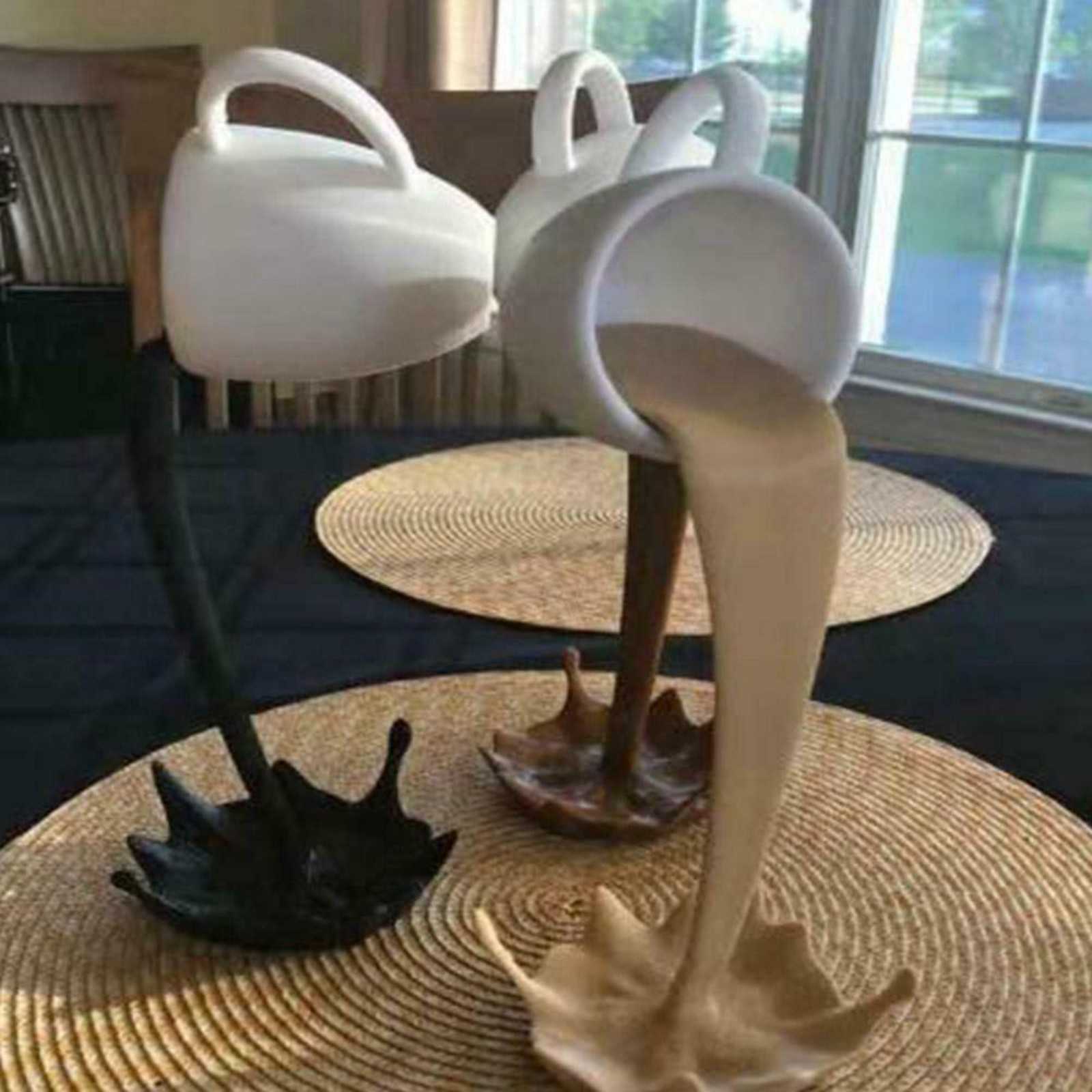 

Floating Spilling Coffee Cup Sculpture Kitchen Decoration Spilling Magic Pouring Splash Creative Coffee Mug Home Decoration N13 X0803