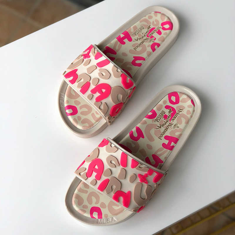 

2021 New Melissa Jelly Shoes Women Summer Fashion Leopard Beach Slipper Thick Sole Girl Outdoor Slippers High Quality SM045 Y0406, Black