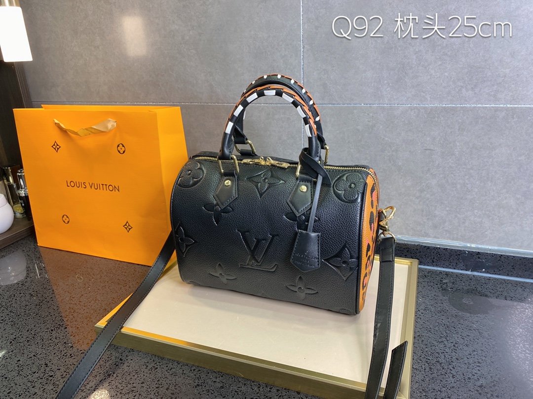 

Luxurys Designer Top quality Louis vuitton shoulder bag hobo women tote lady camera Genuine leather handbag MON0GRAM Crossbody purse clutch Bags handbags stravel, Box