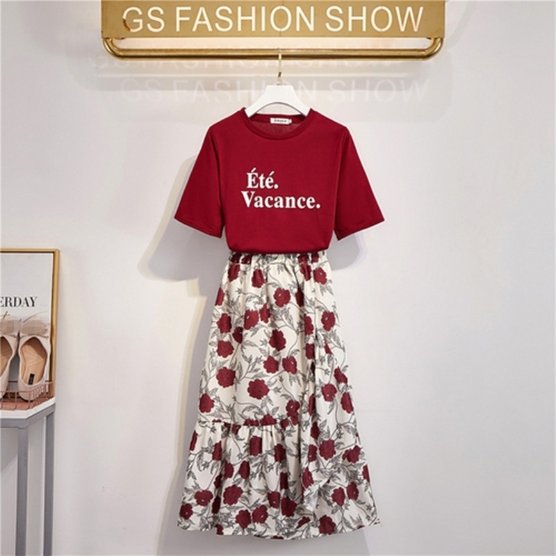 

Summer Women's Letter Printing Loose Tshirt + Elastic waist Flower Long Skirt Two Piece Students Set 210525, Red