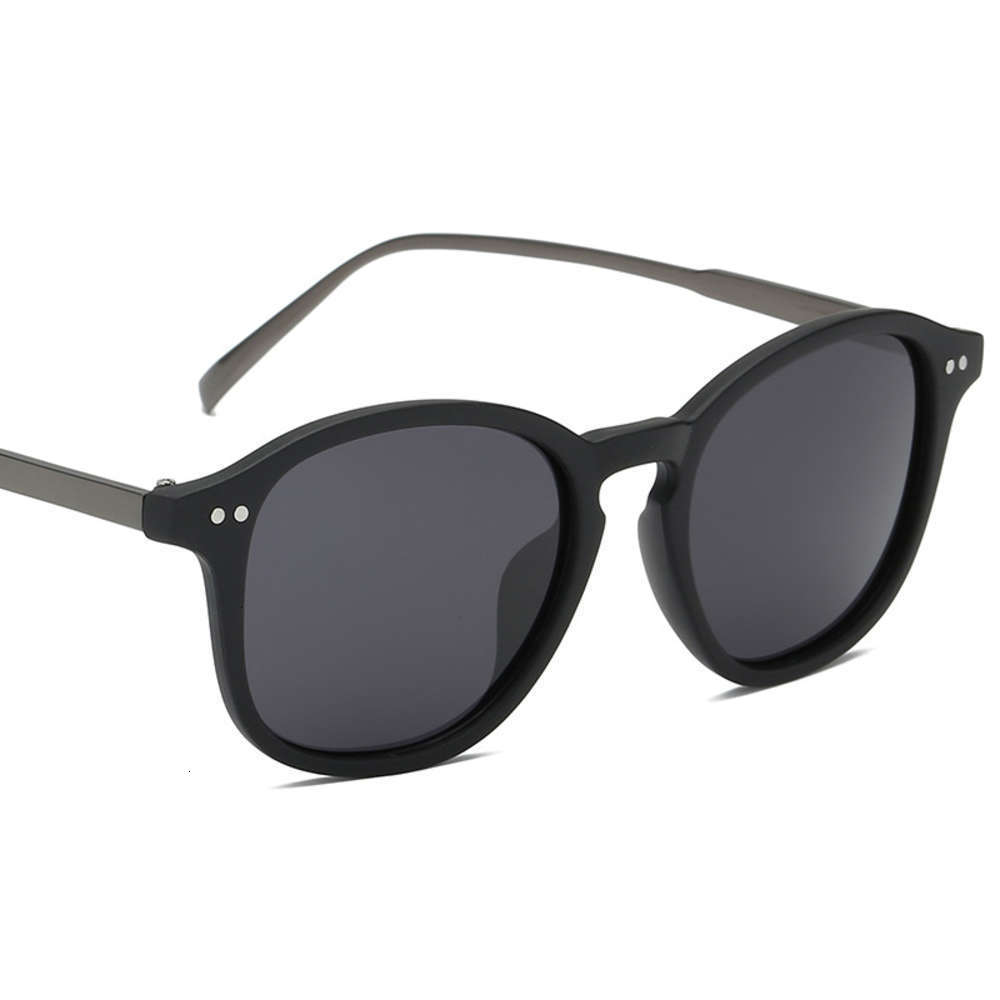 

sunglasses Fashionable sun frames RARERB Classic Square Polarized Sunglasses Men Vintage Round Alloy Rice Nail Sun Glasses Lightweight Plast, Black