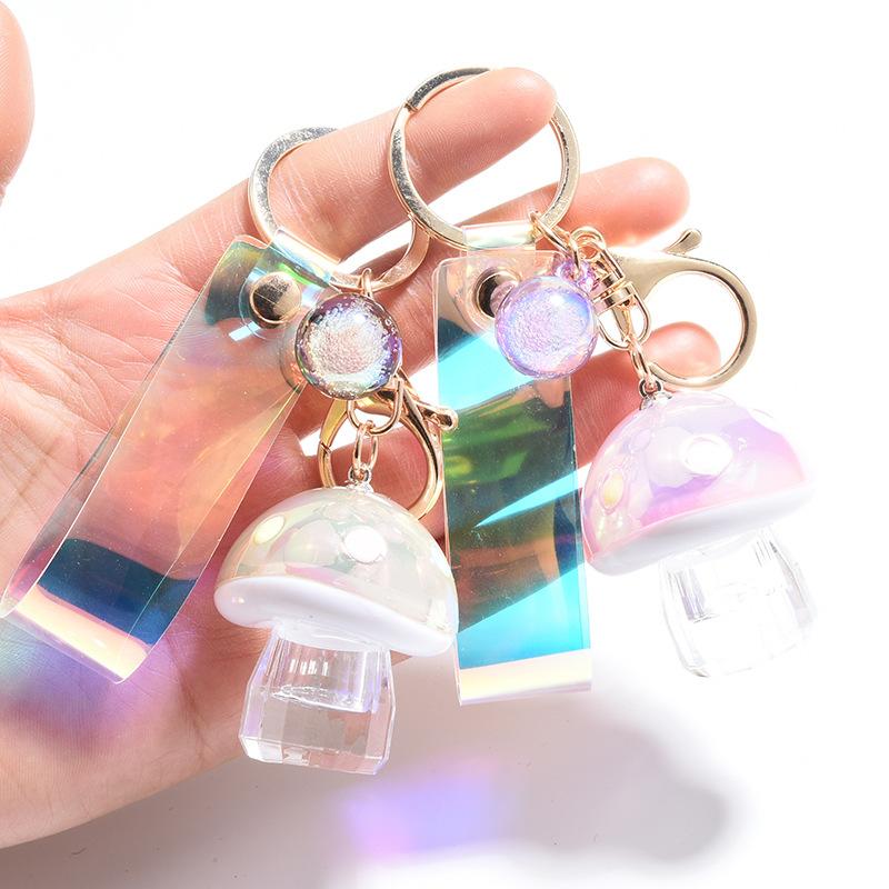 

Keychains Trendy Mushroom Keyring LED Light Keyfob Kids Toy Gift Fun Bag Accessories Keyholder Fashlight Keychain