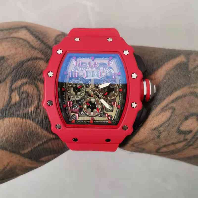 

2021 Male Luxury Silicone Quartz Watches For Man Sports Men's Designer Wristwatch Relogio Masculino