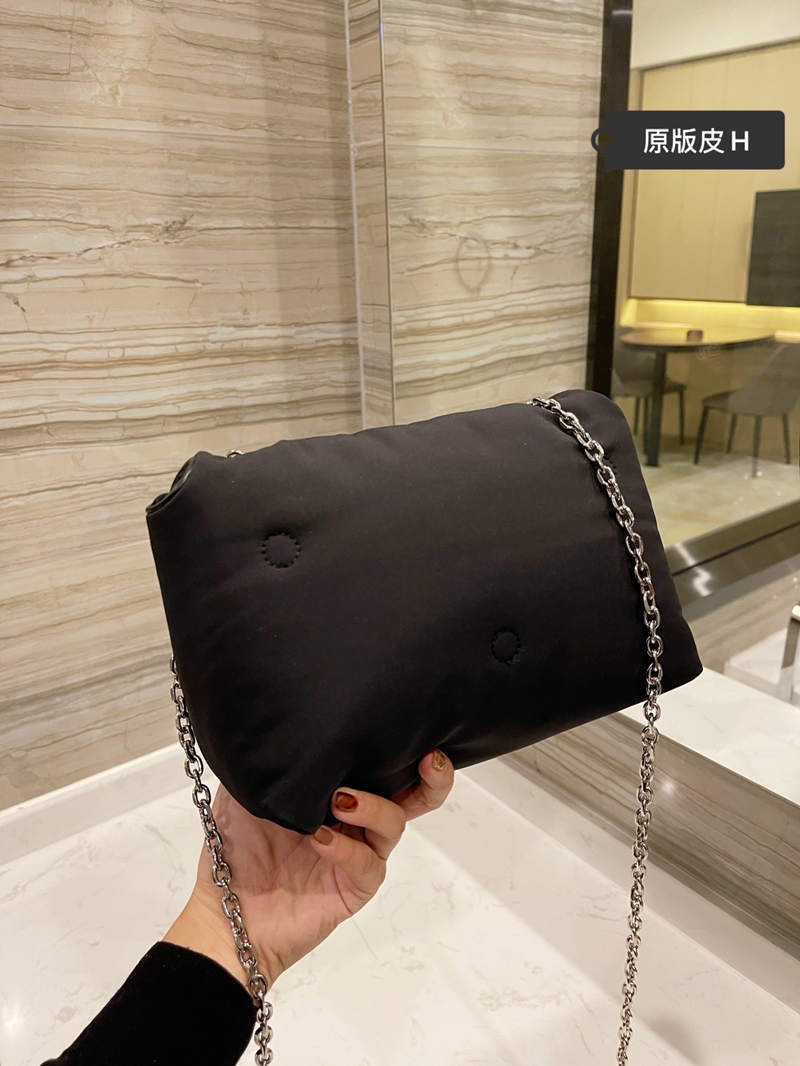 

2021 women evening-bags autumn and winter new fashion womne's shoulder bags High quality solid Cotton bag crossbody-bags Famous Luxury 23*16, Black