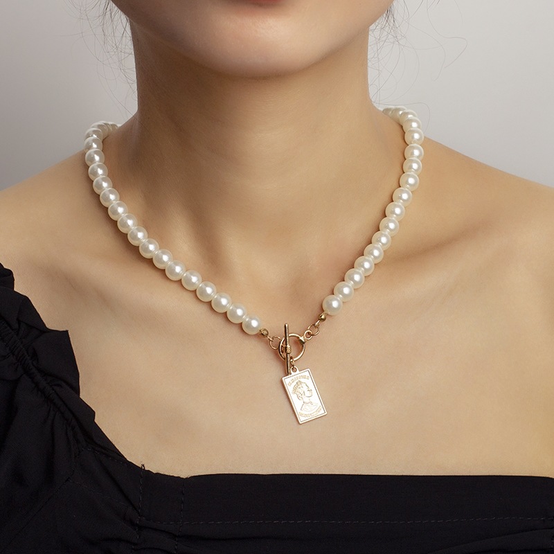 

KMVEXO Simulted Perl Toggle Clsp Necklces Women Minimlist Round Cion Geometric Pendnt Letter Choker Collier Femme Collr, Silver