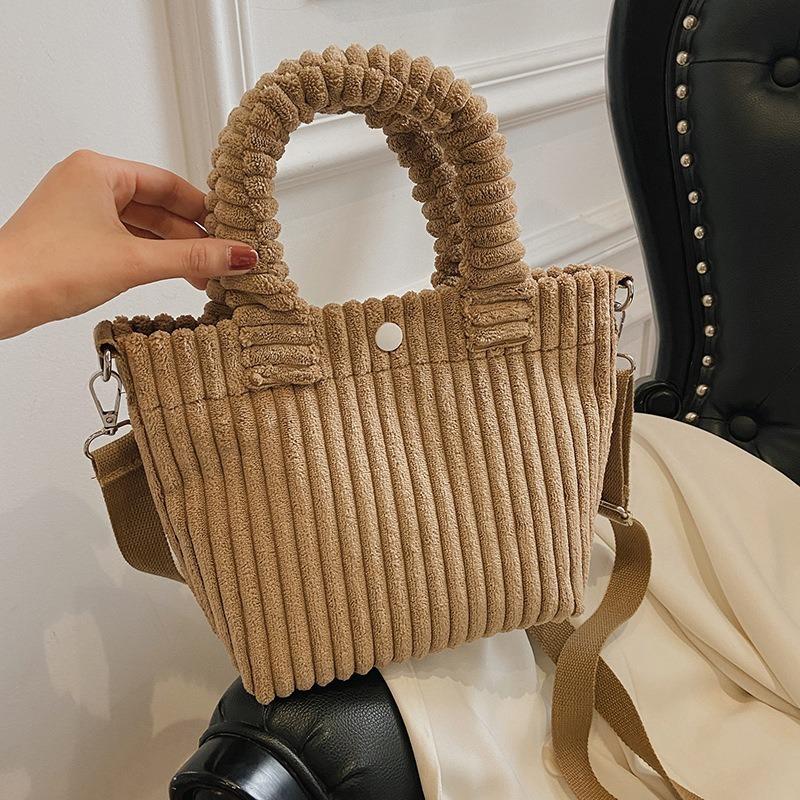 

Evening Bags Casual Striped Plush Crossbody For Women Winter Soft Shoulder Bag Small Bucket Furry Woman Handbag Ladies Totes, Black