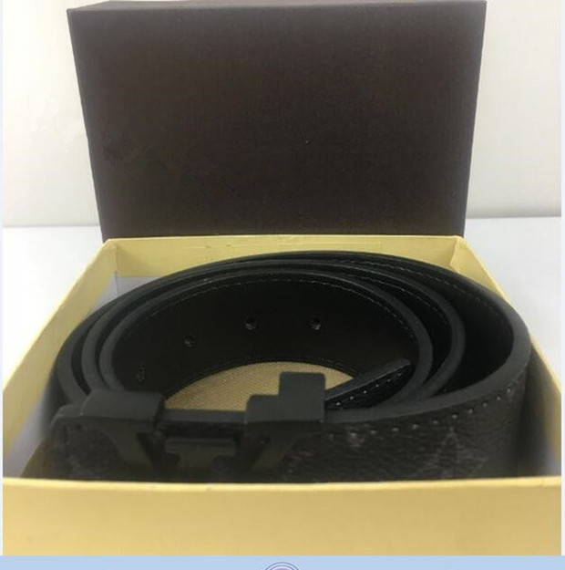 

Classic Brand Belts M9608 Men Womens Designer Belt Fashion Mens Sliver Black Golden Business Genuine Leather Big Gold Buckle Women Casual Ceinture with box, Have box