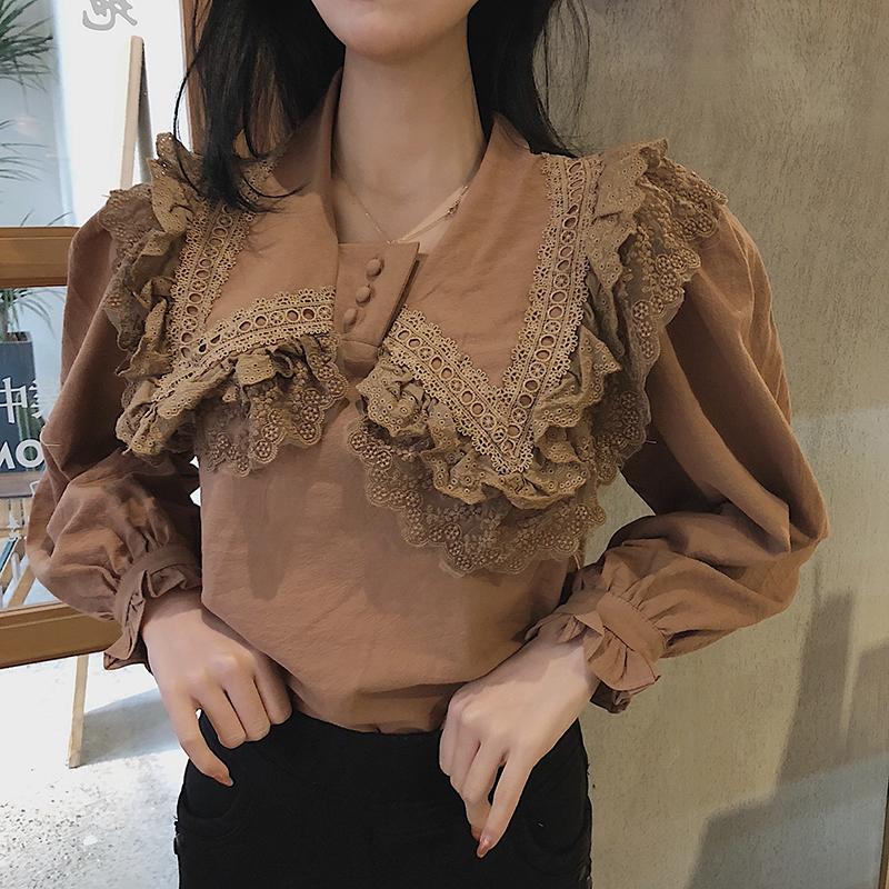 

Women's Blouses & Shirts 2022 Autumn And Winter Retro Shirt Doll Collar Lace Stitching Ruffled Puff Sleeve Design Sense Blouse Women, White