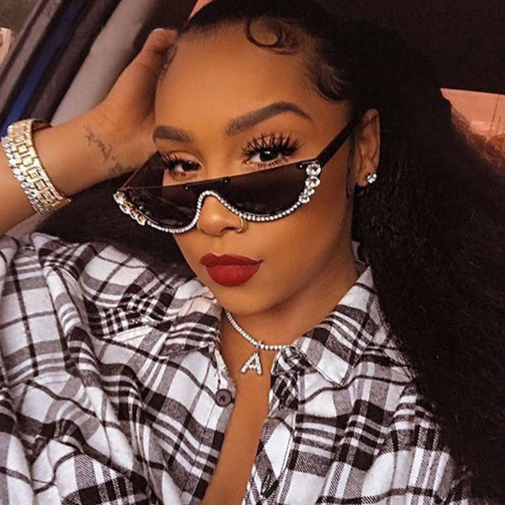 

2021 Luxury Shad Women Bling Half Frame Cat Eye Sun Glass Rhintone Diamond Sunglass
