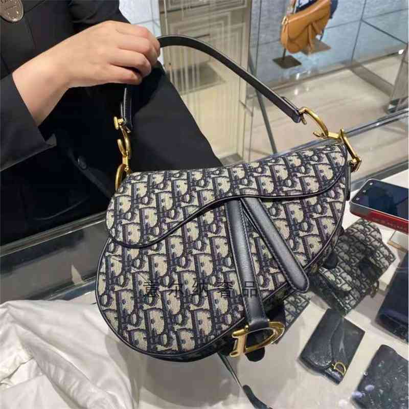 

Tote Bags Christian Designer Women's Bag Saddle Embroidered Canvas Flip Vintage Saddle Bag Handbag Shoulder