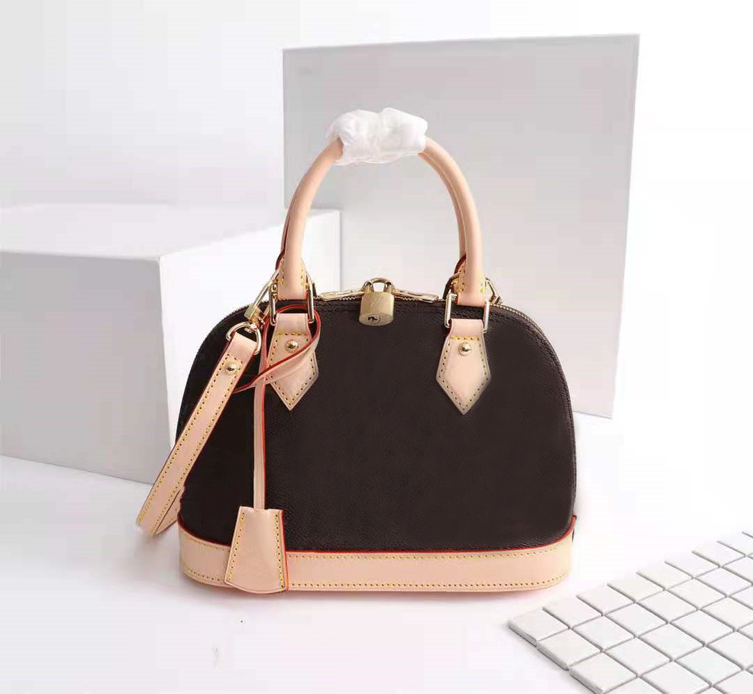 

Hot selling high quality fashion ladies shoulder bag canvas handbag square horn travel bags chain messenger bagss leather handbags shell cosmetic, Box