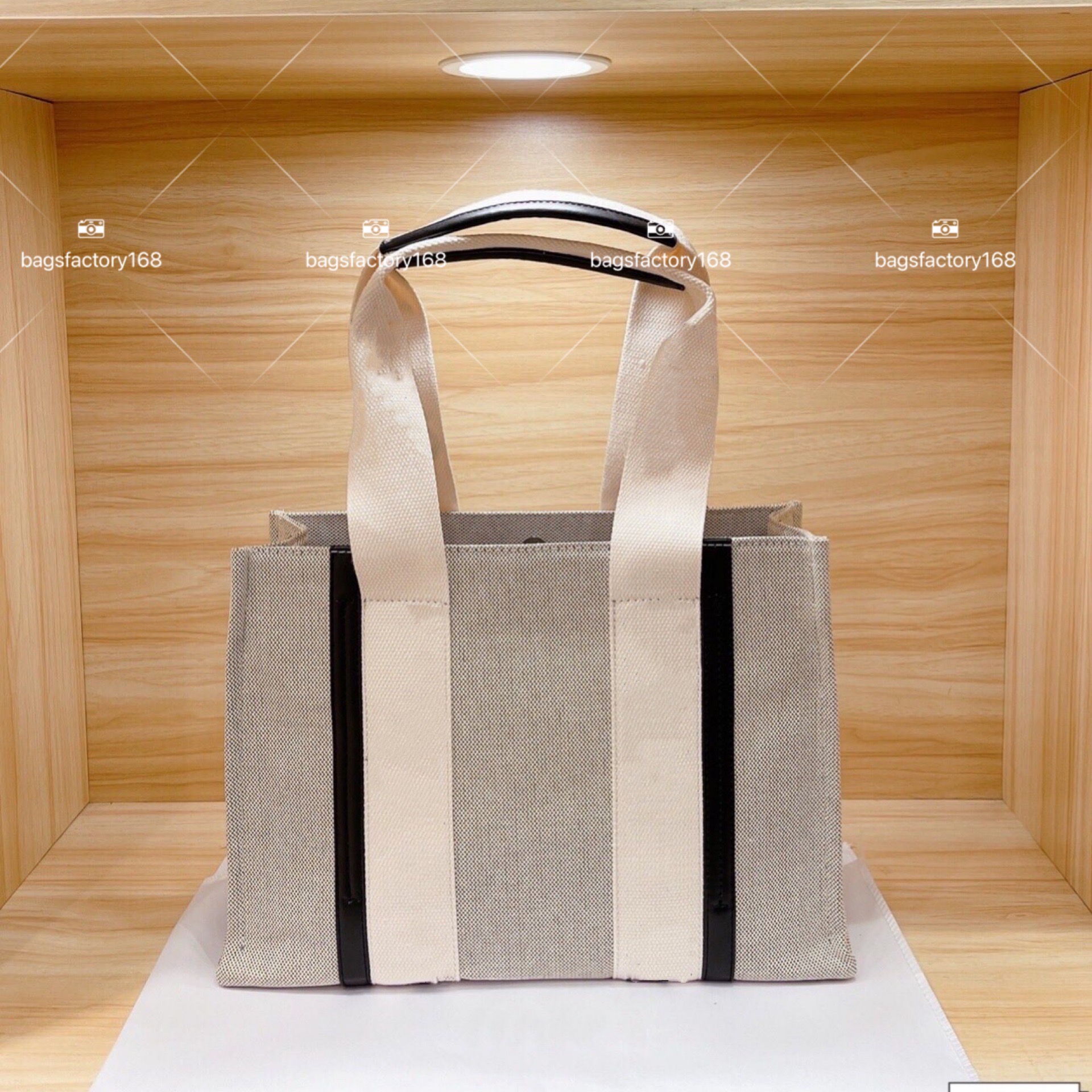 

Classic Design Tote Bag Canvas Patchwork Shopping Bags With Large Volume Simple Letter Decoration Package Leisure Handbag, Customize