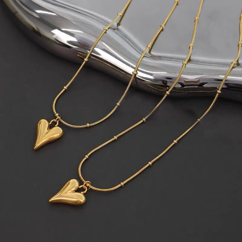 Never Fading Stainless Steel Simple heart Pendant Necklaces Gold Plated Classic Style Logo Printed Women Designer Jewelry
