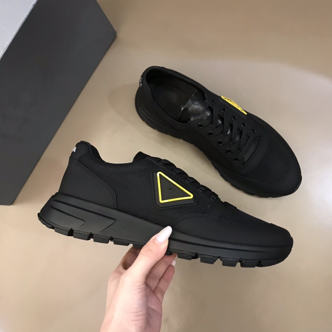 

2021 high low cut top oblique bee men women luxurys shoes fashion pairs technical leather outdoor platform designers Classic sneakers 0521, 03