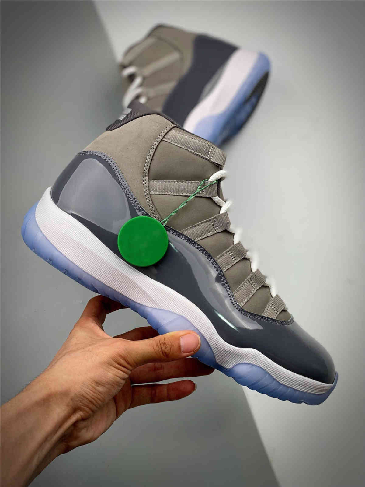 

2021 Authentic 11 Cool Grey Medium Grey White Men Outdoor Shoes Real Carbon Fiber Patent Leather Sports Sneakers CT8012-005 With Original, Customize