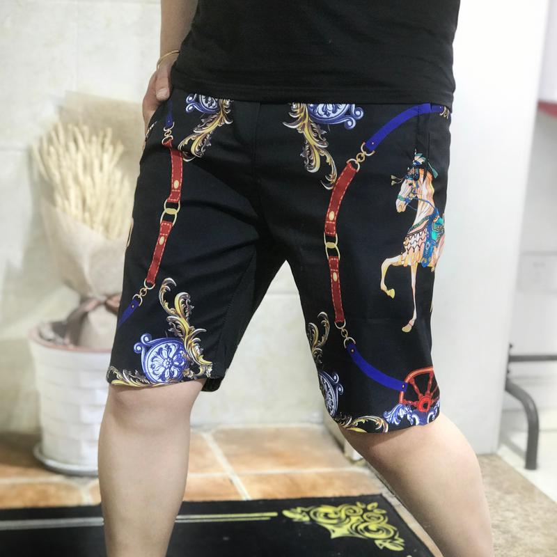

Men's Shorts 2021 Trendy Fashion Black Gold Casual Personality Print Horse White Men Bermuda Short
