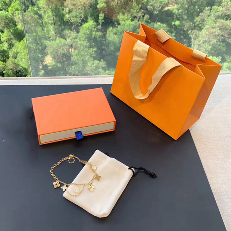 

Fashion Bracelet women's or men's Cuff high quality leather bracelets couple luxury Necklace top designer jewelry supply, White