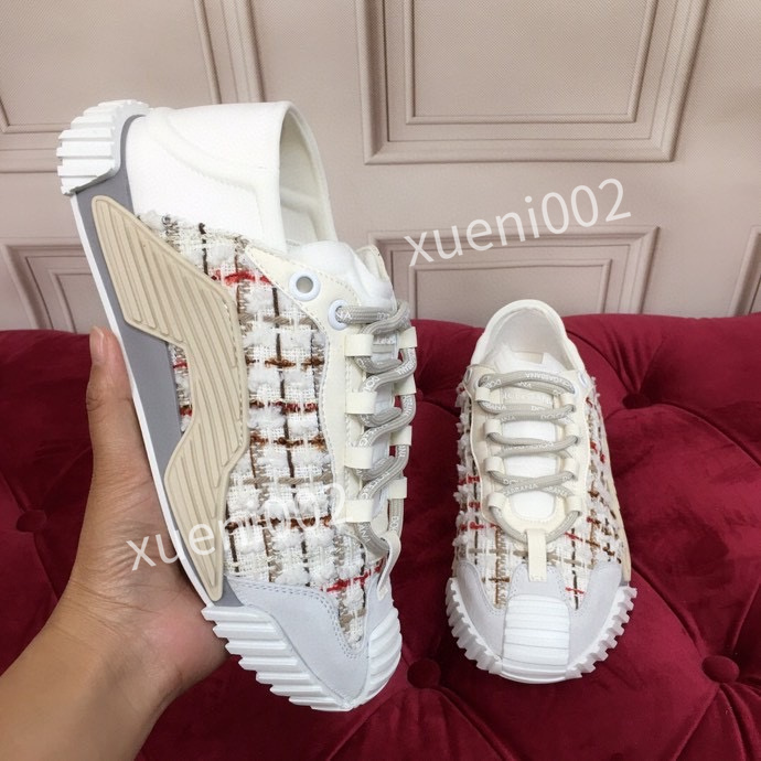 

DG Fashion boots Mens Womens Casual Shoes Flat Matte Leather Sneakers Ace Bee Shoe Snake Heart Chaussures Trainers Red Stripes Embroidery 35-41, 33