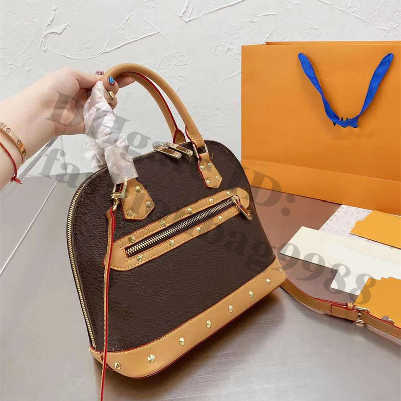 

Luxury Designers Shell Leather Women Shoulder Bags Crossbody Handbags Brand Ladies Fashion One Side Genuine Hand Bag All Over Letters Lady Woman, Color 2