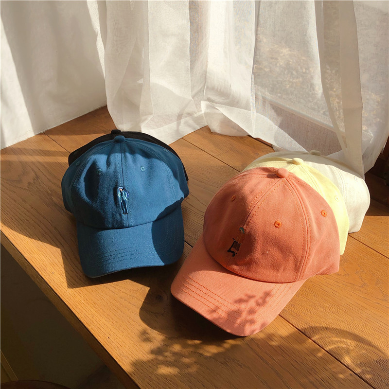 

Korean version ins simple portrait pattern embroidered cap female spring and summer versatile fashion show face small sunshade baseball cap, Kong lan