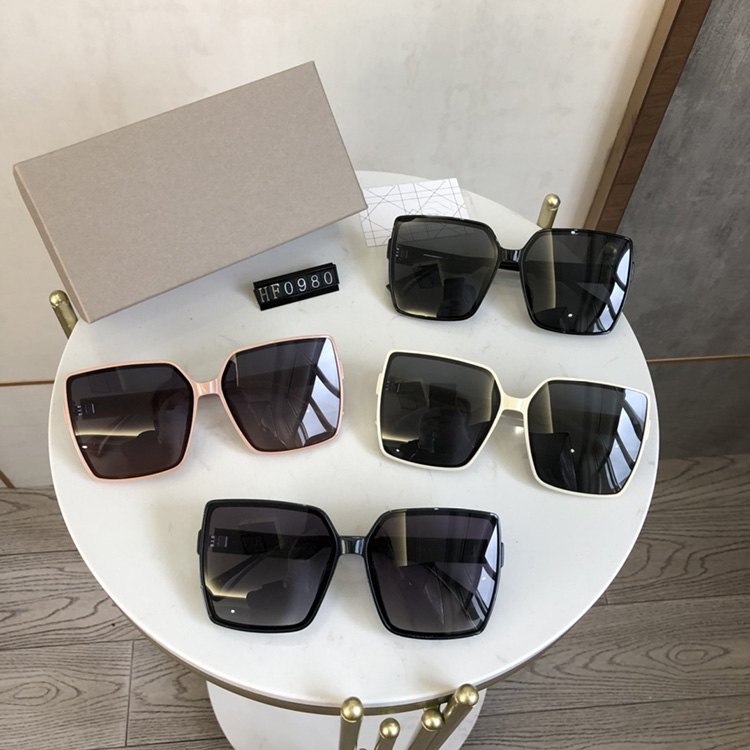 

2021 designer men's and women's Sunglasses tr frame super light brand style beach driving outdoor essential UV400 0890, White;black