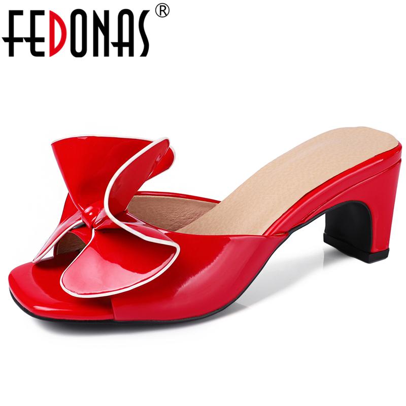 

Sandals FEDONAS 2021 Summer Fashion Concise Women Patent Leather Flip Flop Solid Colors Butterfly Knot Casual Shoes Woman, Black