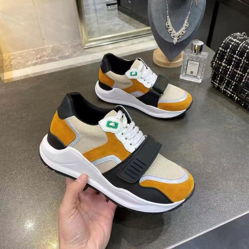 

2021 Sell Well Luxurys Designers Shoes Genuine leather sneaker Men Women Canvas sneakers man woman Casual shoe home011 01, Box